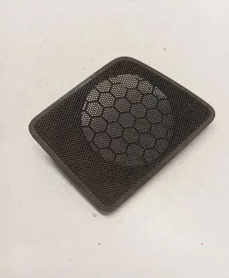 Side speaker trim/cover