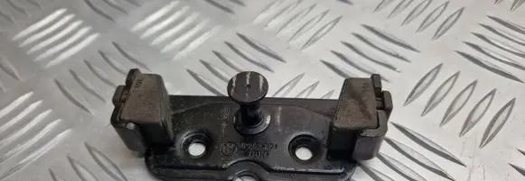 BMW 3 E46 Trunk lock loop 8203771