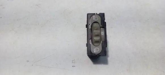 Renault Scenic I Headlight level height control switch 7700433081