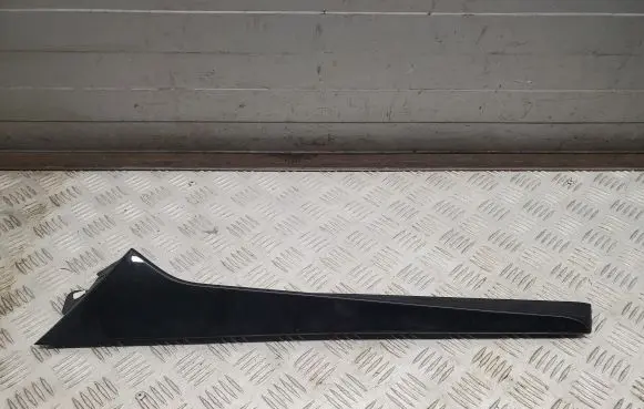 Audi Q8 Tailgate trim 4M8854871C