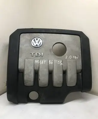 Volkswagen PASSAT B6 Engine cover (trim)