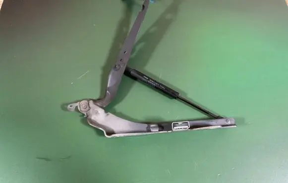 Volvo V70 Engine bonnet/hood hinges 9154605