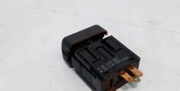 Opel Zafira B Hazard light switch 90589897 09104489
