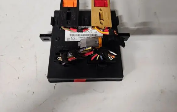 Audi A6 S6 C6 4F Comfort/convenience module 4F0907279 F005V00619
