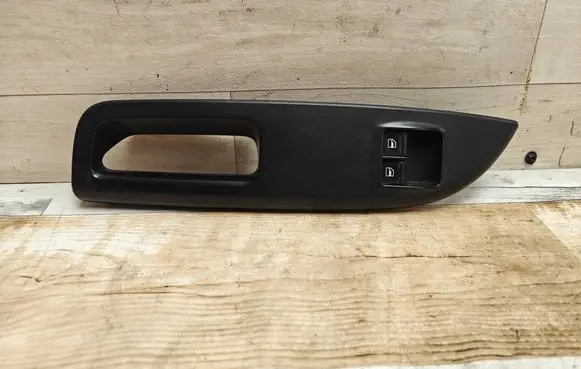 Skoda Octavia Mk2 (1Z) Electric window control switch 1Z1867171A