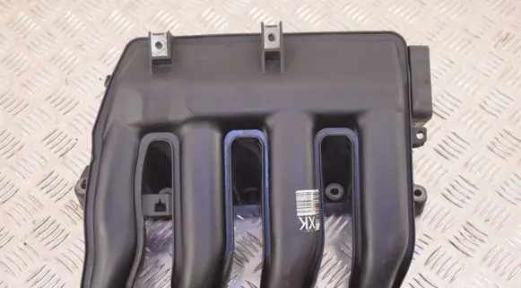 BMW 5 E60 E61 Intake manifold 7798885