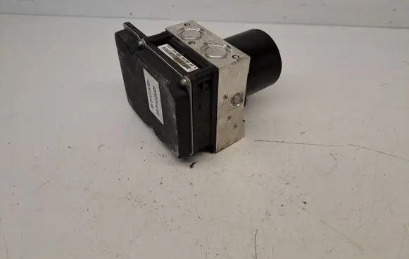 Volkswagen Polo V 6R ABS Pump 6Q0907379