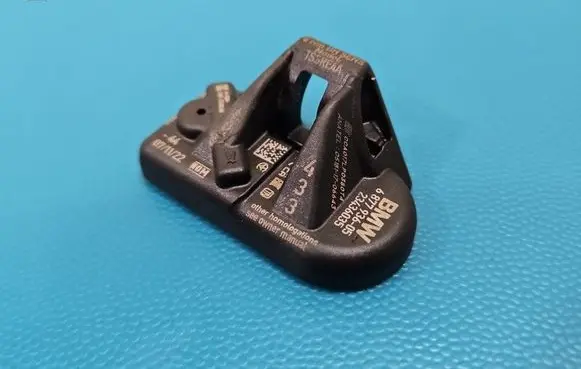 BMW iX1 Tire pressure sensor 6877936 IMPRK1573702