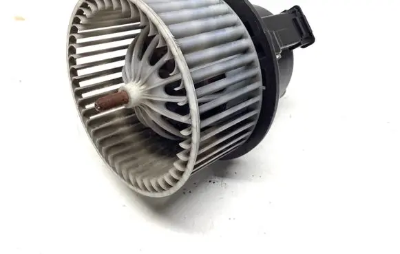 Land Rover Freelander 2 - LR2 Heater fan/blower 6G9N18D413BA 6G9N18D413AA