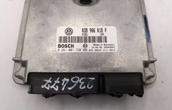 Volkswagen PASSAT B5 Engine control unit/module 038906018P 0281001720 28SA3664