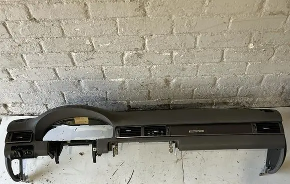 Audi A6 S6 C5 4B Dashboard