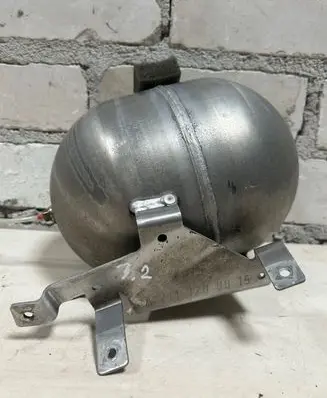 Mercedes-Benz E W211 Vacuum air tank A2113200015