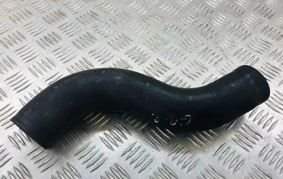 Toyota Corolla Verso AR10 Intercooler hose/pipe