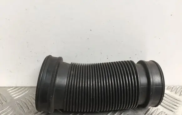 Audi A4 S4 B6 8E 8H Air intake duct part 8D0129627