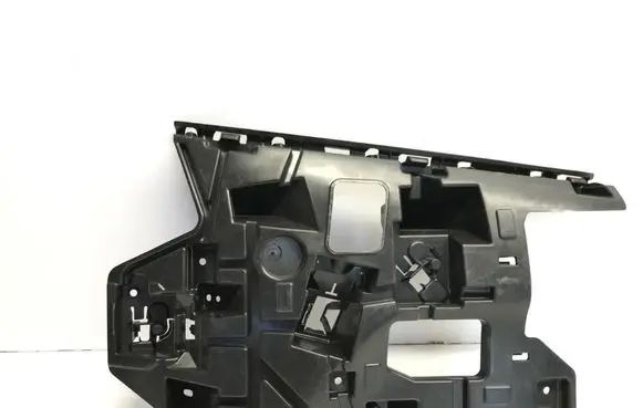 Volvo V40 Front bumper mounting bracket 31425002