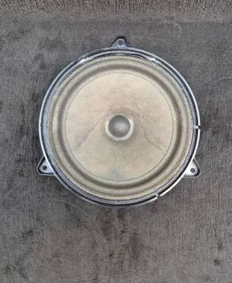 Audi A6 S6 C5 4B Front door speaker 4B0035411