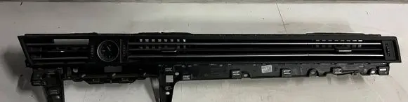 Volkswagen PASSAT B8 Dash center air vent grill 3G1858416F 3G1858416F1QB 3G1858416