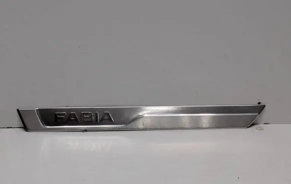 Skoda Fabia Mk4 (6VA) Foot area side trim 6VA853814 8SD1426CZ P246224