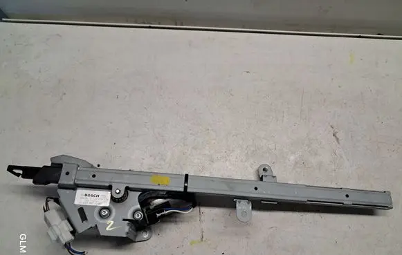 Mercedes-Benz CLK A209 C209 Seat belt adjustment motor 2038600282
