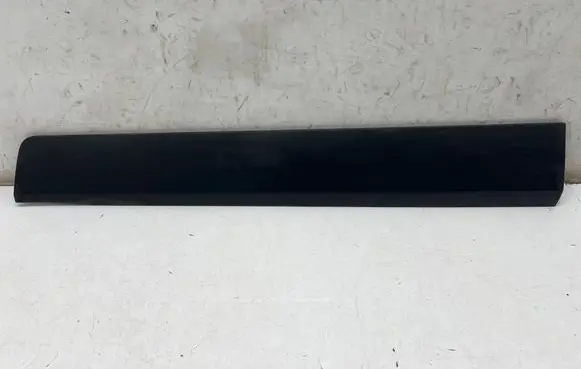 Opel Crossland X Front door trim (molding) 13482097