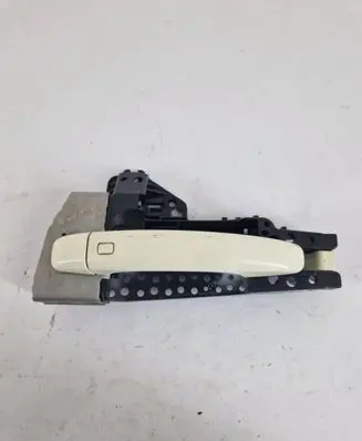 Audi A1 Front door exterior handle 8T0837167A