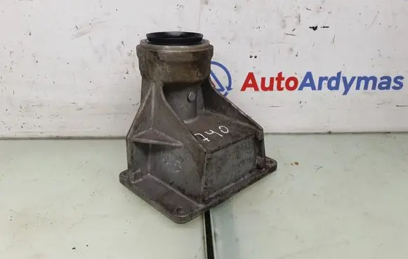 BMW X4 F26 Front differential bracket 7601996 31507601996 7601995