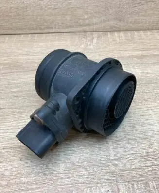 Skoda Fabia Mk2 (5J) Mass air flow meter 038906461B 0281002531 Used