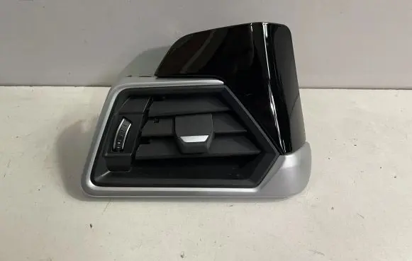 BMW 3 G20 G21 Dashboard air vent grill cover trim 6805796
