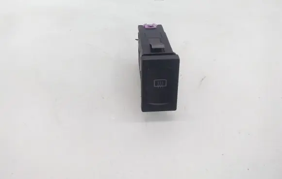 Volkswagen PASSAT B5 Windscreen/window heater switch