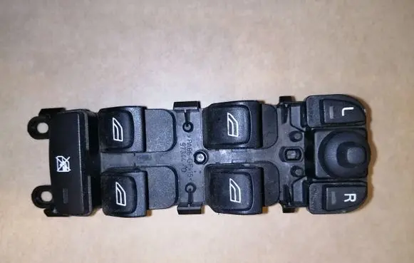 Volvo V70 Electric window control switch 31295144
