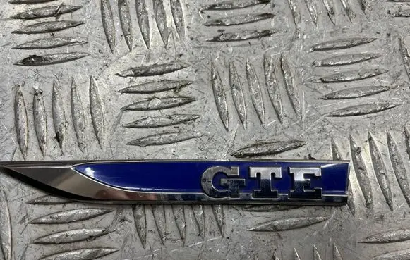 Volkswagen PASSAT B8 Other badges/marks 