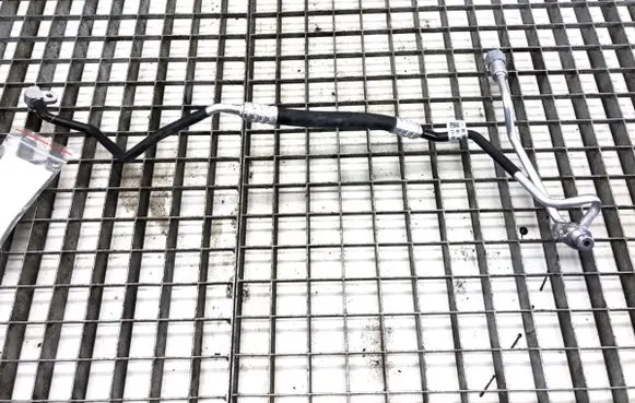 Audi A4 S4 B9 Air conditioning (A/C) pipe/hose 8W1816720G