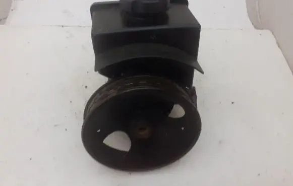 Volvo S70 V70 V70 XC Power steering pump 9140195