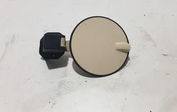 Opel Zafira B Fuel tank cap trim 13111596