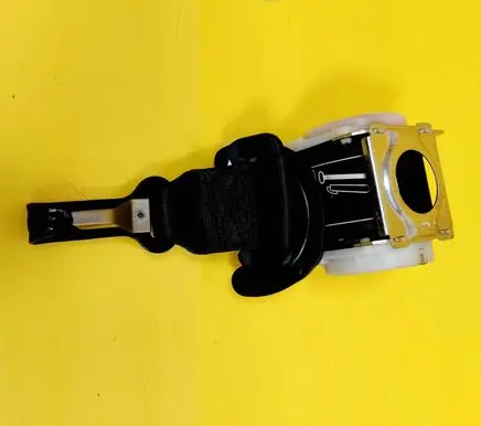 Citroen C4 I Picasso Third row seat belt 3055803