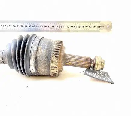 KIA Carens II Front driveshaft