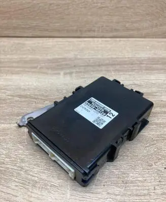 Toyota Yaris Other control units/modules 896900D120 MB1028502090