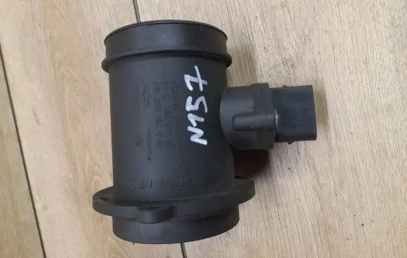 Mercedes-Benz E W210 Mass air flow meter 0000941248 LM0023 0281002152