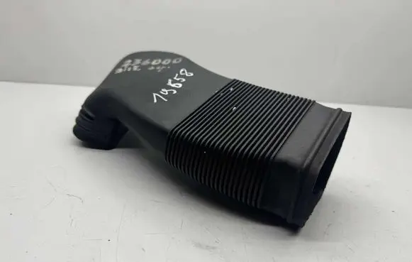 Audi A6 S6 C5 4B Air intake duct part 8D0129617E