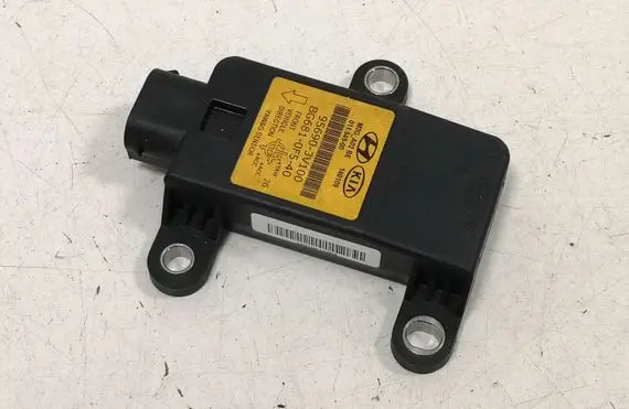 Hyundai i40 ESP acceleration yaw rate sensor 956903V100 BG6810F540