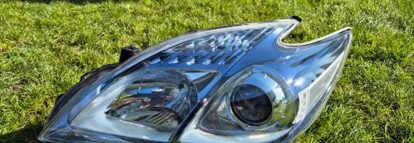 Toyota Prius (XW30) Headlight/headlamp 4731
