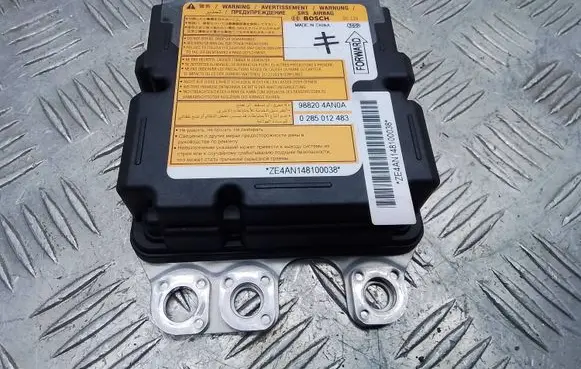 Infiniti Q70 Y51 Airbag control unit/module 0285012483 988204ANOA