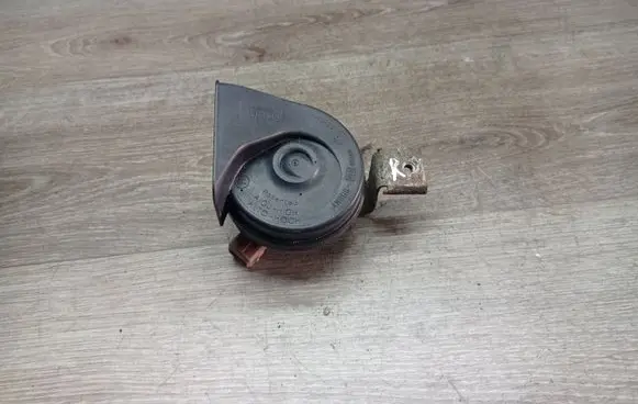Volvo V70 Horn signal 55306