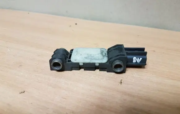 Audi A8 S8 D3 4E Airbag deployment crash/impact sensor 8E0959651A