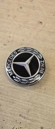 Mercedes-Benz C W205 Original wheel cap A2224002100