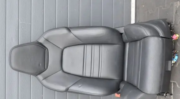 Porsche Cayenne (9Y0 9Y3) Front driver seat 