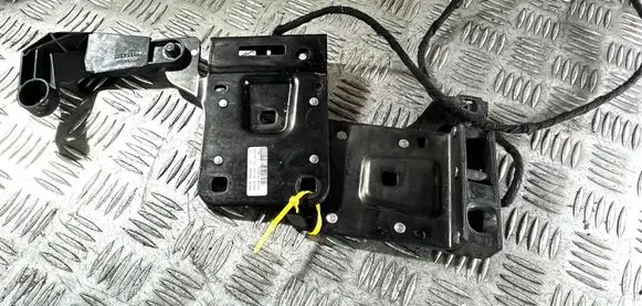 Volvo C70 Convertible roof lock/latch 9466685 9466684 9212954