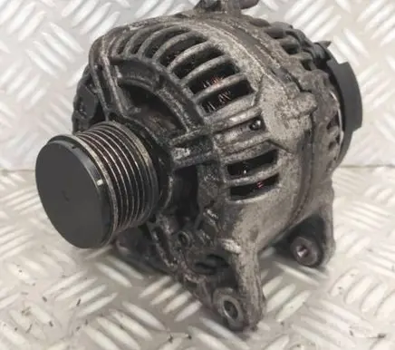 Nissan Juke I F15 Generator/alternator 0124525140 8200728292