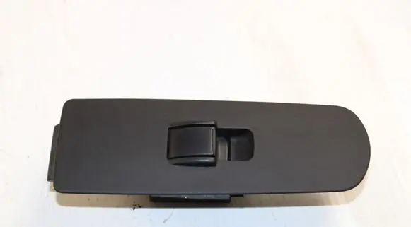 Mitsubishi Colt Electric window control switch MR587944