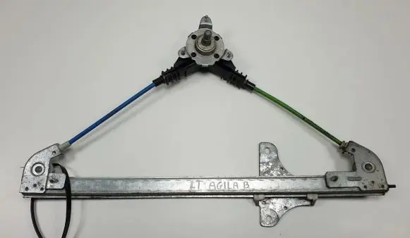 Opel Agila A Rear window lifting mechanism without motor